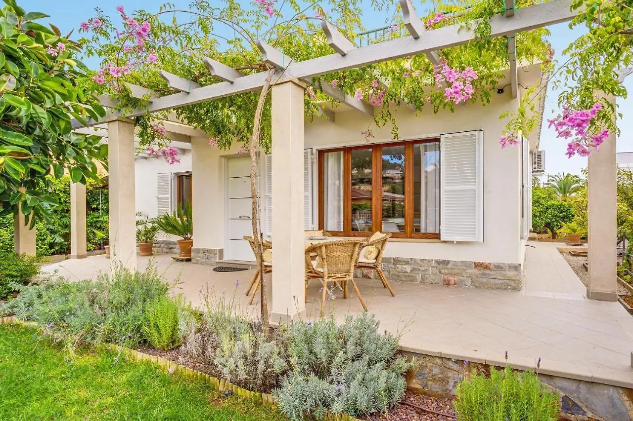 Lliris 29 Villa Palmanyola 0*,  Spain